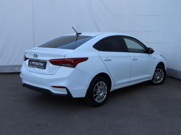 Hyundai Solaris II с пробегом 2017 года, цена 880 000 рублей, 137154 км, седан, Автокод Объявления