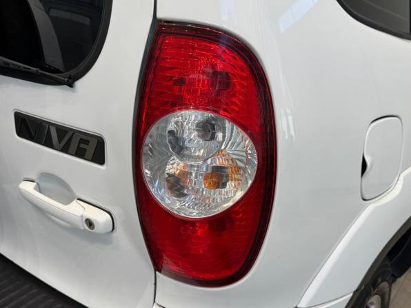 Chevrolet Niva I Рестайлинг с пробегом 2018 года, цена 750 000 рублей, 177248 км, внедорожник, Автокод Объявления