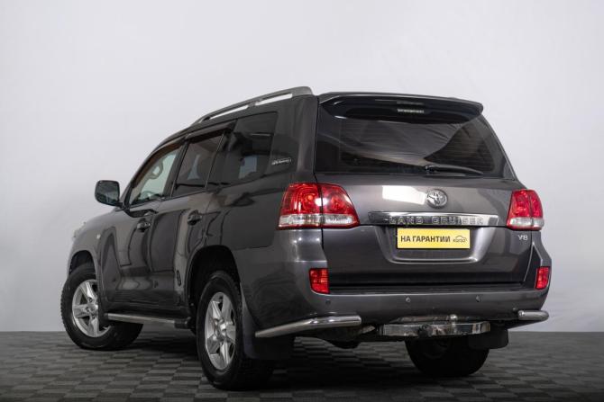 Toyota Land Cruiser 200 Series с пробегом 2011 года, цена 3 299 000 рублей, 268000 км, внедорожник, Автокод Объявления