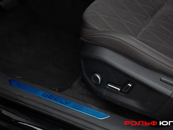 Geely Monjaro I Рестайлинг 2 с пробегом 2025 года, цена 3 828 000 рублей, 2013 км, внедорожник, Автокод Объявления