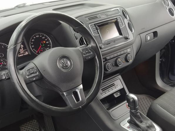Volkswagen Tiguan I Рестайлинг с пробегом 2016 года, цена 1 715 000 рублей, 133032 км, внедорожник, Автокод Объявления