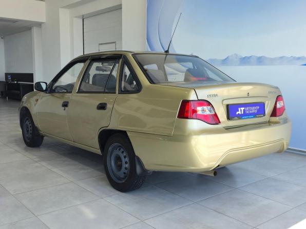 Daewoo Nexia I Рестайлинг с пробегом 2011 года, цена 249 000 рублей, 92000 км, седан, Автокод Объявления