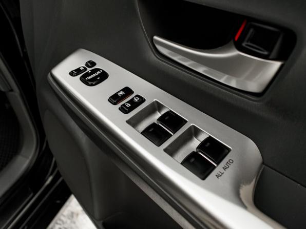 Toyota Prius Alpha I (ZVW40/41) с пробегом 2011 года, цена 1 000 000 рублей, 284771 км, универсал, Автокод Объявления