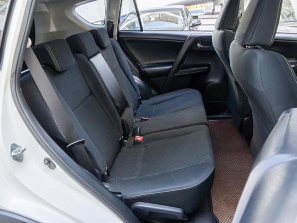 Toyota RAV4 IV (XA40) с пробегом 2015 года, цена 1 790 000 рублей, 207048 км, внедорожник, Автокод Объявления