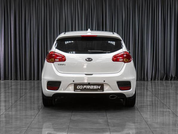 Kia Ceed II Рестайлинг с пробегом 2018 года, цена 1 395 000 рублей, 198241 км, хэтчбек, Автокод Объявления