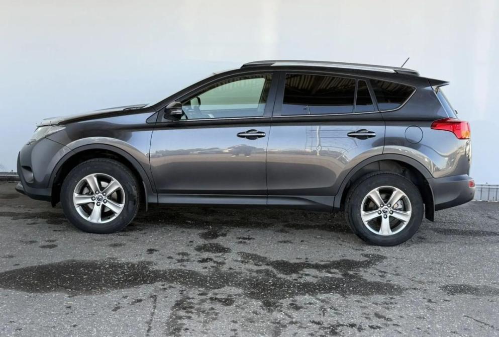 Toyota RAV4 IV (XA40) Киров  - изображение 8