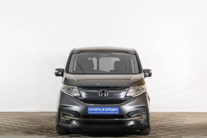 Honda Stepwgn V с пробегом 2015 года, цена 1 499 000 рублей, 129260 км, минивэн, Автокод Объявления