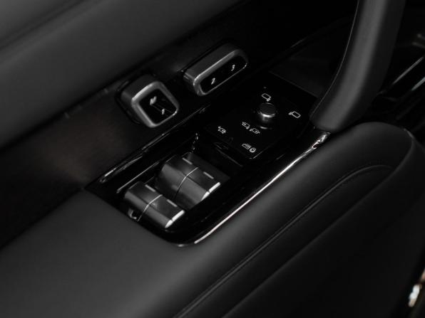 Land Rover Range Rover V с пробегом 2026 года, цена 40 625 000 рублей, 1 км, внедорожник, Автокод Объявления