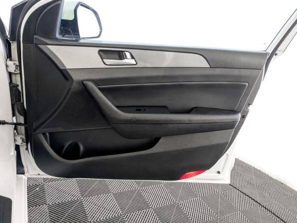 Hyundai Sonata VII (LF) Рестайлинг с пробегом 2017 года, цена 1 500 000 рублей, 188600 км, седан, Автокод Объявления