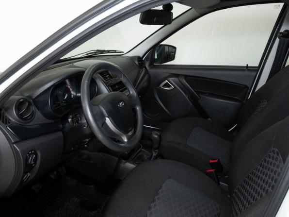 Lada (ВАЗ) Granta I Рестайлинг с пробегом 2023 года, цена 804 000 рублей, 32950 км, седан, Автокод Объявления