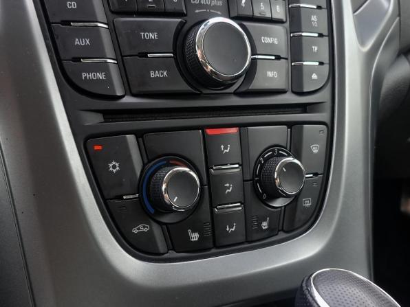 Opel Astra J Рестайлинг с пробегом 2014 года, цена 719 000 рублей, 277163 км, хэтчбек, Автокод Объявления