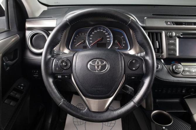 Toyota RAV4 IV (XA40) с пробегом 2013 года, цена 1 799 000 рублей, 199500 км, внедорожник, Автокод Объявления