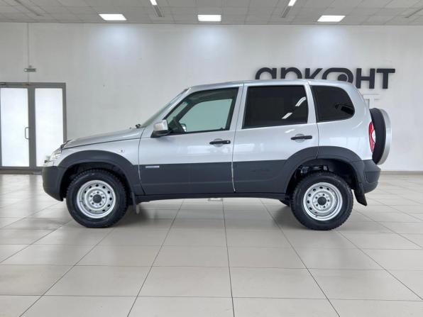 Chevrolet Niva I Рестайлинг с пробегом 2020 года, цена 825 000 рублей, 63445 км, внедорожник, Автокод Объявления