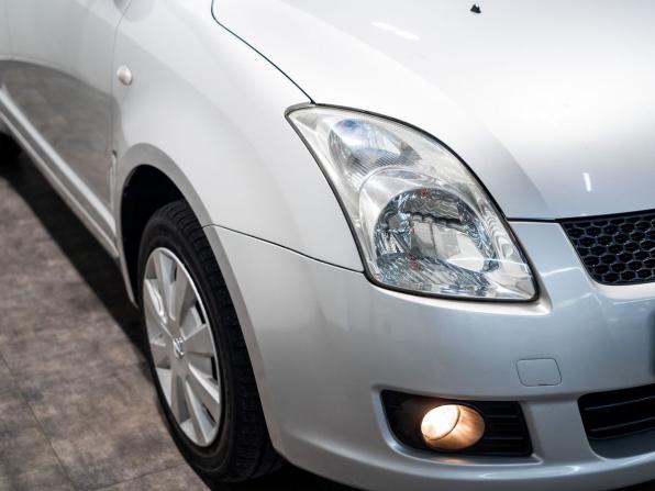 Suzuki Swift III с пробегом 2009 года, цена 545 000 рублей, 123271 км, хэтчбек, Автокод Объявления