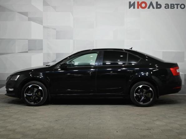 Skoda Octavia III (A7) Рестайлинг с пробегом 2018 года, цена 1 630 000 рублей, 129880 км, лифтбек, Автокод Объявления
