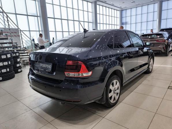 Volkswagen Polo V Рестайлинг с пробегом 2017 года, цена 1 020 000 рублей, 132136 км, седан, Автокод Объявления