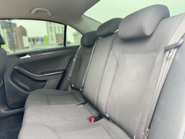 Volkswagen Jetta VI Рестайлинг с пробегом 2014 года, цена 899 000 рублей, 258550 км, седан, Автокод Объявления