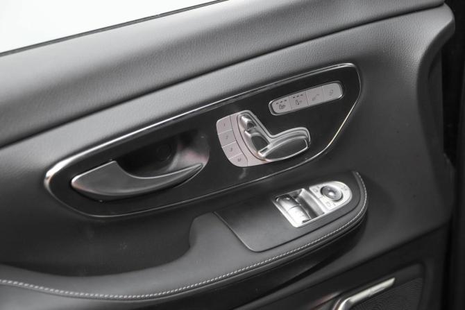 Новый Mercedes-Benz V-Класс III (W447) Рестайлинг 2 2024 года, цена 15 600 000 рублей, минивэн, Автокод Объявления