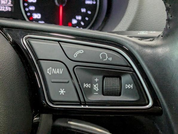 Audi A3 III (8V) Рестайлинг с пробегом 2017 года, цена 1 700 000 рублей, 136010 км, седан, Автокод Объявления
