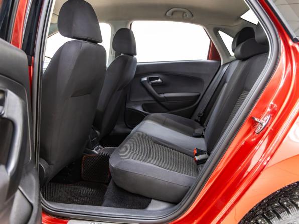 Volkswagen Polo V с пробегом 2011 года, цена 638 000 рублей, 178571 км, седан, Автокод Объявления