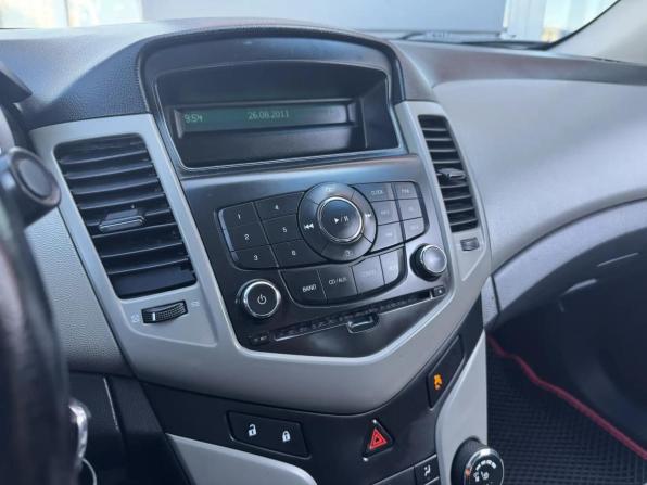 Chevrolet Cruze I Рестайлинг с пробегом 2012 года, цена 527 280 рублей, 341262 км, седан, Автокод Объявления