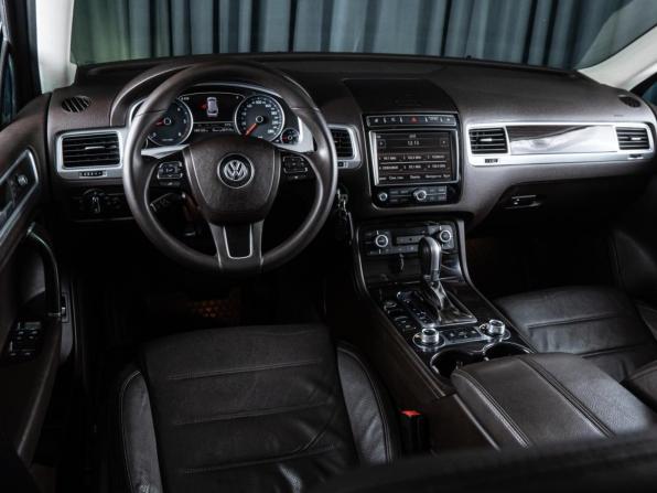 Volkswagen Touareg II Рестайлинг с пробегом 2016 года, цена 3 280 000 рублей, 199125 км, внедорожник, Автокод Объявления
