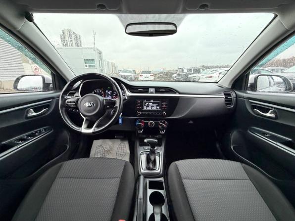 Kia Rio IV Рестайлинг с пробегом 2021 года, цена 1 365 000 рублей, 150000 км, хэтчбек, Автокод Объявления