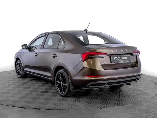 Skoda Rapid II с пробегом 2021 года, цена 1 716 000 рублей, 52946 км, лифтбек, Автокод Объявления