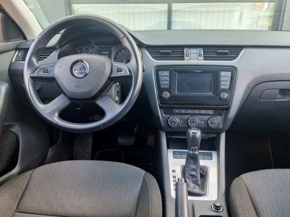 Skoda Octavia III (A7) с пробегом 2015 года, цена 1 720 000 рублей, 60500 км, лифтбек, Автокод Объявления