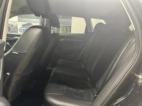 Skoda Karoq I с пробегом 2021 года, цена 2 215 000 рублей, 31013 км, внедорожник, Автокод Объявления