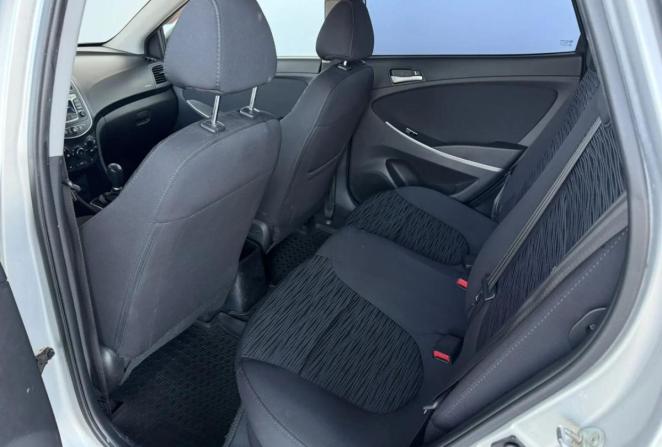 Hyundai Solaris I с пробегом 2014 года, цена 895 000 рублей, 131431 км, хэтчбек, Автокод Объявления