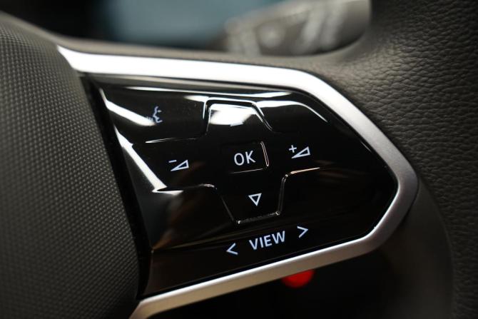 Volkswagen ID.3 I с пробегом 2023 года, цена 3 444 000 рублей, 18500 км, хэтчбек, Автокод Объявления