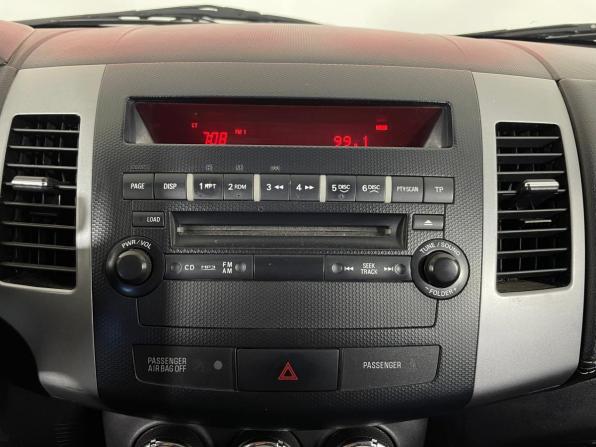 Mitsubishi Outlander II Рестайлинг с пробегом 2010 года, цена 1 037 000 рублей, 305859 км, внедорожник, Автокод Объявления