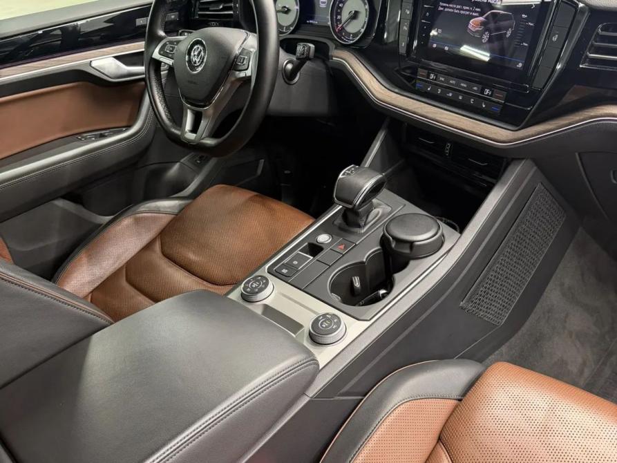Volkswagen Touareg III Санкт-Петербург  - изображение 3