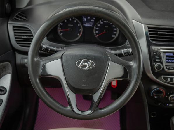 Hyundai Solaris I с пробегом 2011 года, цена 566 000 рублей, 260000 км, седан, Автокод Объявления