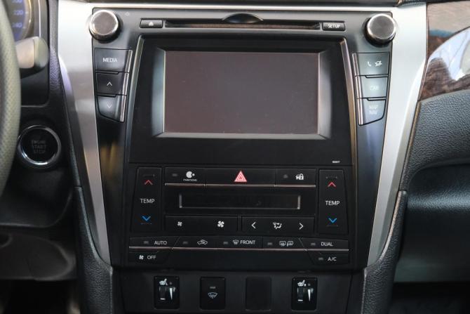 Toyota Camry VII (XV50) Рестайлинг с пробегом 2016 года, цена 1 719 000 рублей, 92000 км, седан, Автокод Объявления