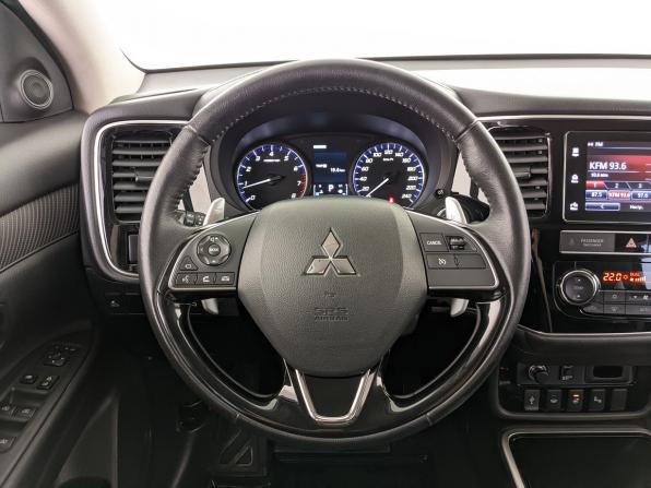 Mitsubishi Outlander III Рестайлинг 3 с пробегом 2019 года, цена 2 850 000 рублей, 48759 км, внедорожник, Автокод Объявления