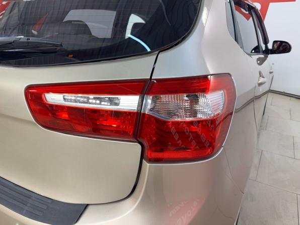 Kia Rio III с пробегом 2012 года, цена 749 000 рублей, 156238 км, хэтчбек, Автокод Объявления