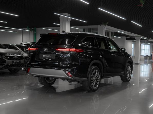 Toyota Highlander IV (XU70) с пробегом 2026 года, цена 5 300 000 рублей, 50 км, внедорожник, Автокод Объявления