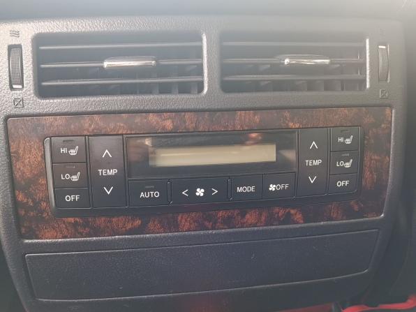 Toyota Land Cruiser 200 Series Рестайлинг 1 с пробегом 2015 года, цена 4 099 000 рублей, 214695 км, внедорожник, Автокод Объявления
