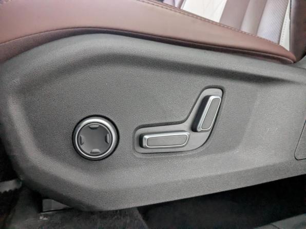 Geely Monjaro I с пробегом 2023 года, цена 3 460 000 рублей, 26928 км, внедорожник, Автокод Объявления