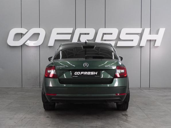 Skoda Octavia III (A7) Рестайлинг с пробегом 2019 года, цена 2 279 000 рублей, 183849 км, лифтбек, Автокод Объявления