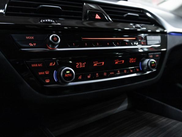 BMW 5 серии VII (G30/G31/G38) с пробегом 2018 года, цена 2 940 300 рублей, 174023 км, седан, Автокод Объявления