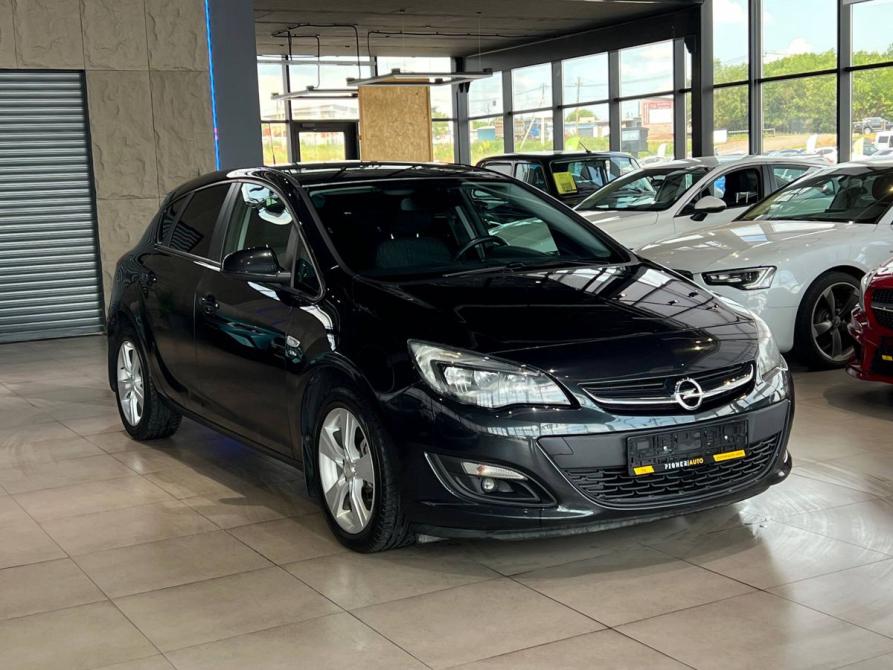 Opel Astra J Рестайлинг Оренбург  - изображение 3