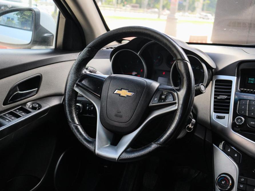 Chevrolet Cruze I Рестайлинг Москва  - изображение 12