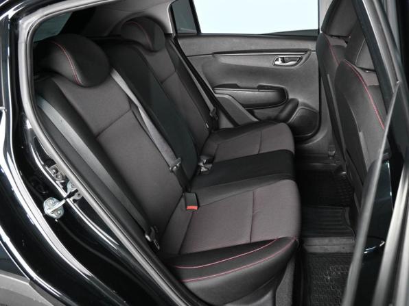 Kia Rio IV Рестайлинг с пробегом 2021 года, цена 1 839 000 рублей, 97569 км, хэтчбек, Автокод Объявления
