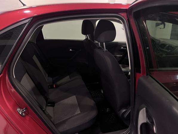Volkswagen Polo V с пробегом 2011 года, цена 650 000 рублей, 188620 км, седан, Автокод Объявления
