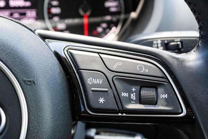 Audi A3 III (8V) Рестайлинг с пробегом 2018 года, цена 1 979 000 рублей, 74237 км, седан, Автокод Объявления