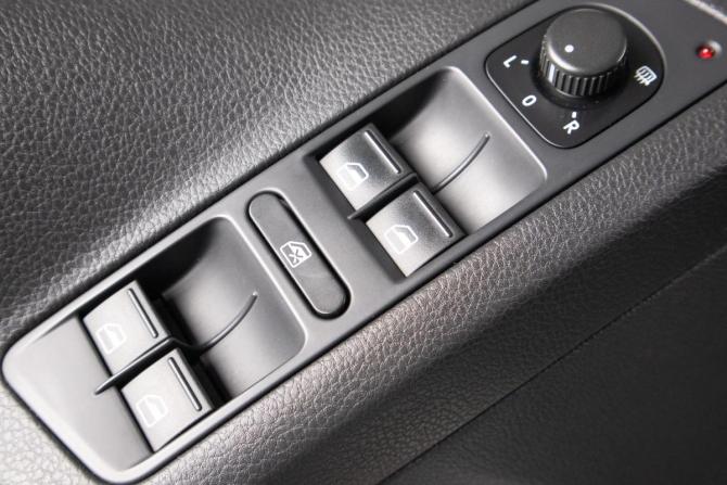 Volkswagen Tiguan I Рестайлинг с пробегом 2012 года, цена 1 449 000 рублей, 190000 км, внедорожник, Автокод Объявления