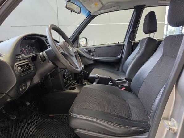 Chevrolet Niva I Рестайлинг с пробегом 2012 года, цена 519 000 рублей, 118485 км, внедорожник, Автокод Объявления